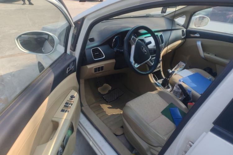 Used Cowin C3 2015 1.5L Manual Gold Diamond Edition Driver Seat