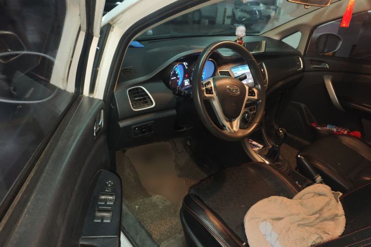 Used Cowin C3 2015 1.5L Manual Gold Diamond Edition Driver Seat