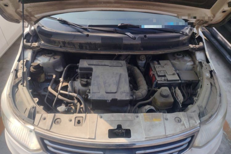 Used Cowin C3 2015 1.5L Manual Gold Diamond Edition Engine Bay