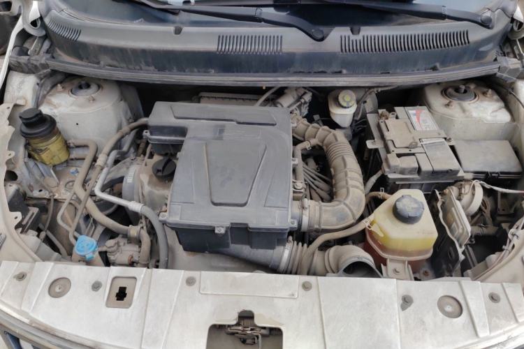 Used Cowin C3 2015 1.5L AMT Gold Diamond Edition Engine Bay