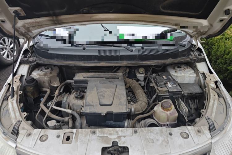 Used Cowin C3 2015 1.5L Manual Gold Diamond Edition Engine Bay
