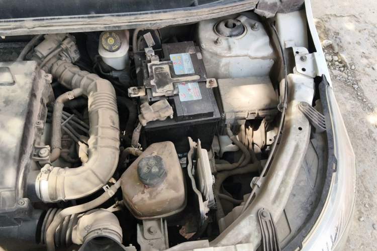 Used Cowin C3 2015 1.5L Manual Gold Diamond Edition Engine Bay Left