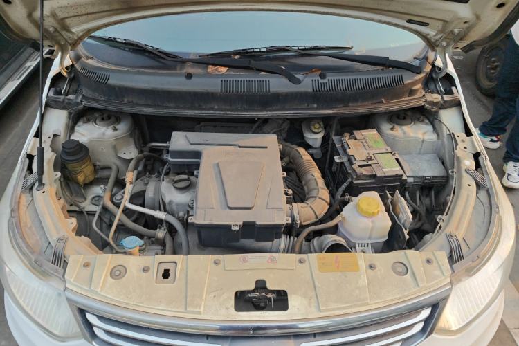 Used Cowin C3 2015 1.5L AMT Gold Diamond Edition Engine Bay