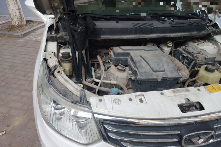 Used Cowin C3 2015 1.5L Manual Gold Diamond Edition Engine Bay Right