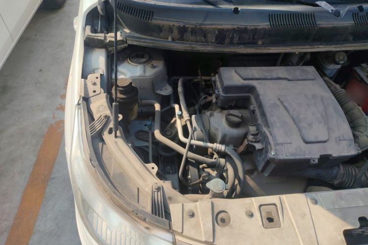 Used Cowin C3 2015 1.5L Manual Gold Diamond Edition Engine Bay Right