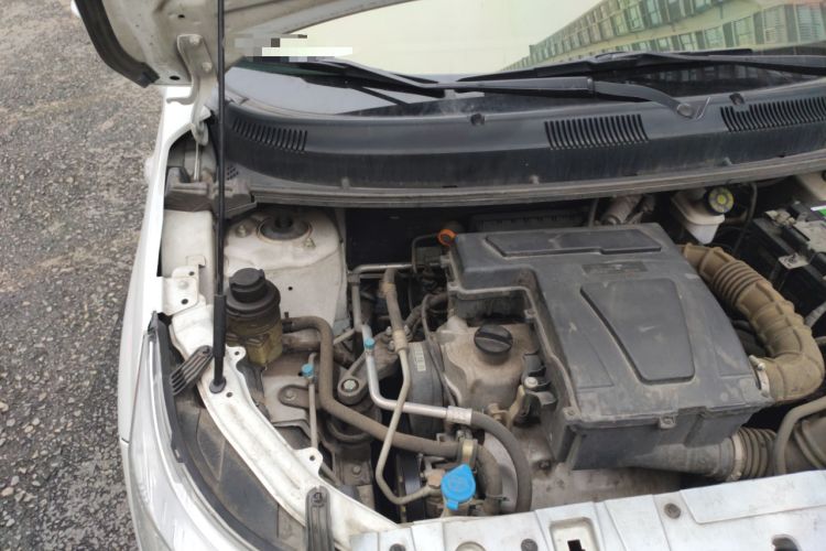 Used Cowin C3 2015 1.5L Manual Gold Diamond Edition Engine Bay Right