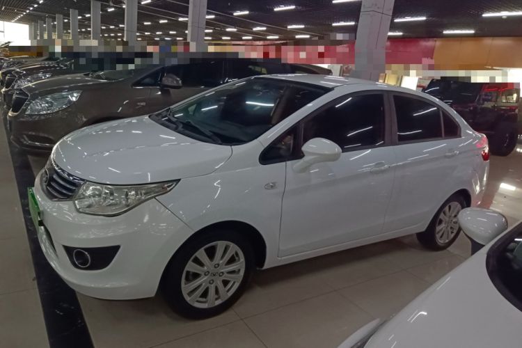 Used Cowin C3 2015 1.5L AMT Gold Diamond Edition Exterior 3