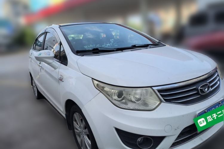 Used Cowin C3 2015 1.5L Manual Gold Diamond Edition Front Right 45 Deg