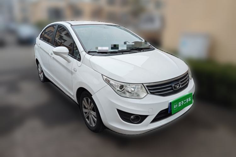 Used Cowin C3 2015 1.5L Manual Gold Diamond Edition Front Right 45 Deg