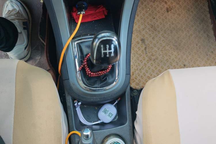 Used Cowin C3 2015 1.5L Manual Blue Diamond Model Gear Lever