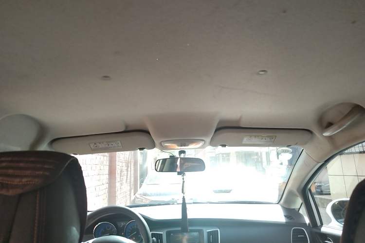Used Cowin C3 2015 1.5L Manual Gold Diamond Edition Headliner