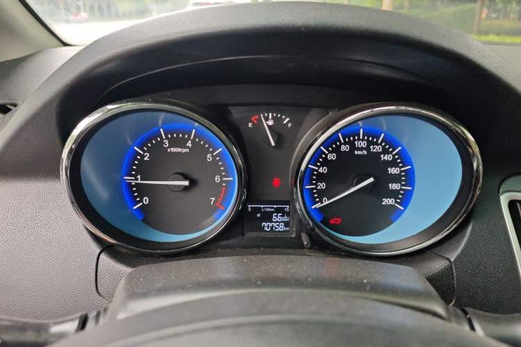 Used Cowin C3 2015 1.5L Manual Gold Diamond Edition Instrument Cluster