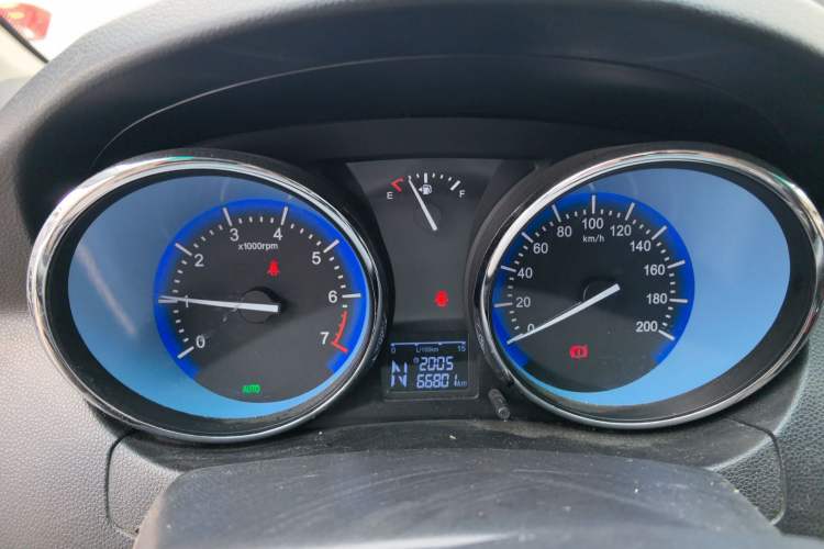 Used Cowin C3 2015 1.5L AMT Gold Diamond Edition Instrument Cluster