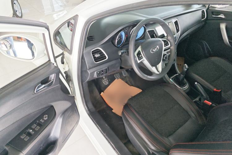 Used Cowin C3 2015 1.5L Manual Gold Diamond Edition Interior 2