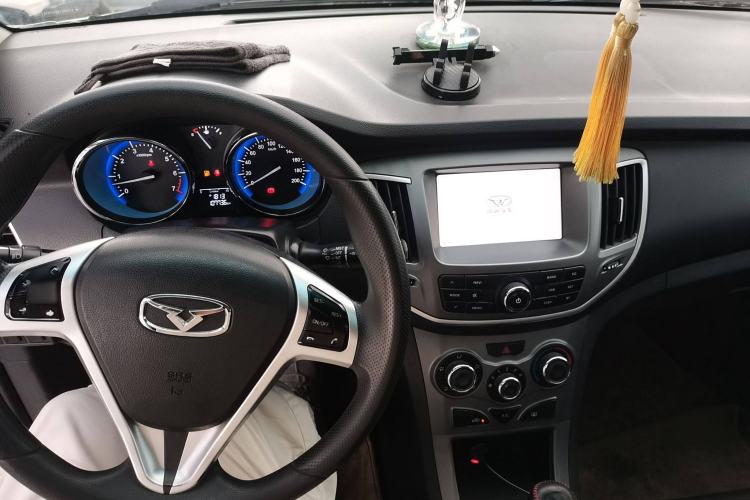 Used Cowin C3 2015 1.5L Manual Gold Diamond Edition Interior 3