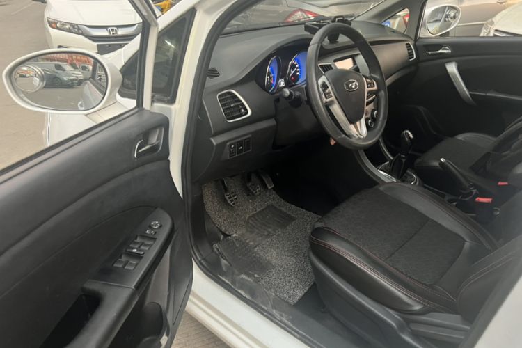 Used Cowin C3 2015 1.5L Manual Gold Diamond Edition Interior 8
