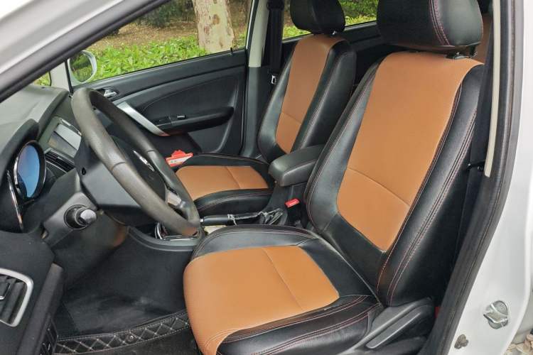 Used Cowin C3 2015 1.5L Manual Gold Diamond Edition Left Front Seat