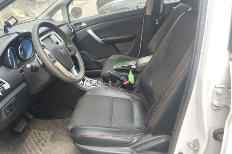 Used Cowin C3 2015 1.5L AMT Gold Diamond Edition Left Front Seat