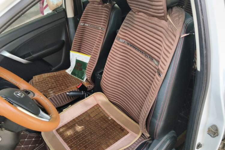 Used Cowin C3 2015 1.5L Manual Gold Diamond Edition Left Front Seat