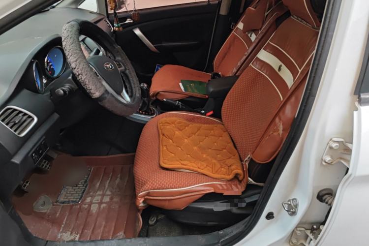 Used Cowin C3 2015 1.5L Manual Gold Diamond Edition Left Front Seat