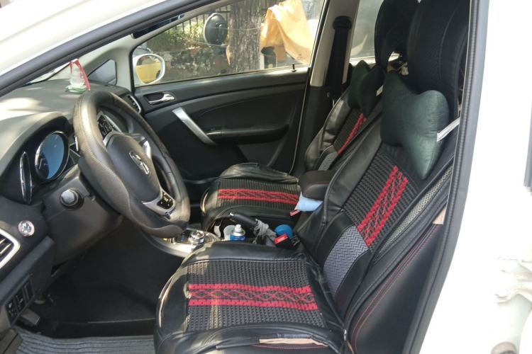 Used Cowin C3 2015 1.5L AMT Gold Diamond Edition Left Front Seat