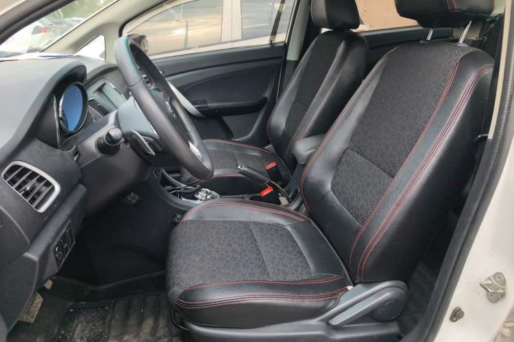 Used Cowin C3 2015 1.5L AMT Gold Diamond Edition Left Front Seat