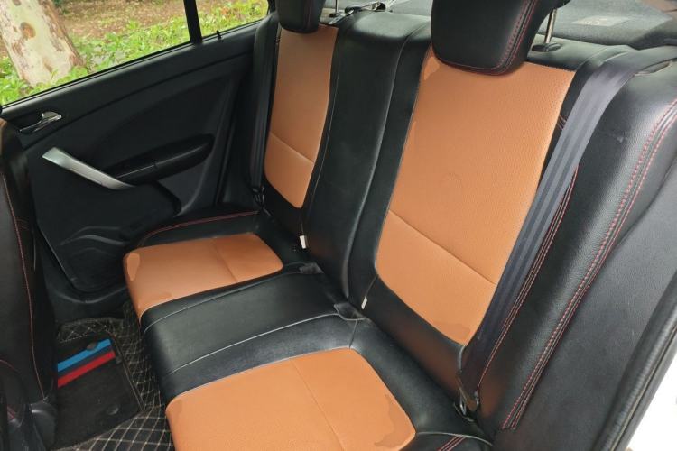 Used Cowin C3 2015 1.5L Manual Gold Diamond Edition Left Rear Seat