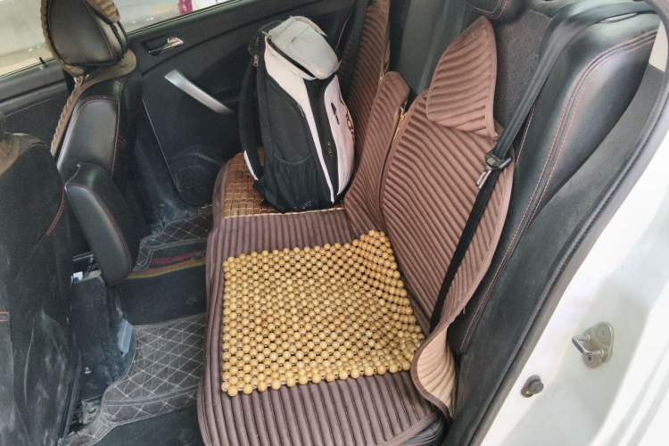 Used Cowin C3 2015 1.5L Manual Gold Diamond Edition Left Rear Seat