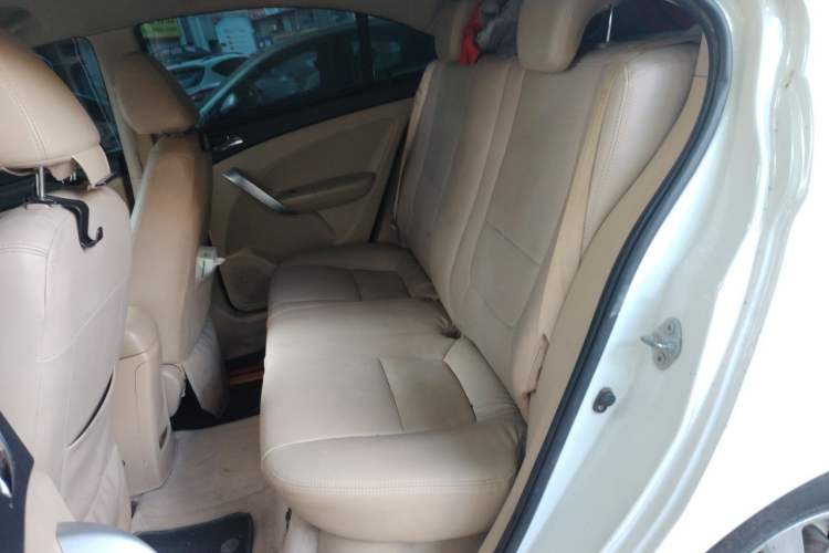 Used Cowin C3 2015 1.5L Manual Gold Diamond Edition Left Rear Seat