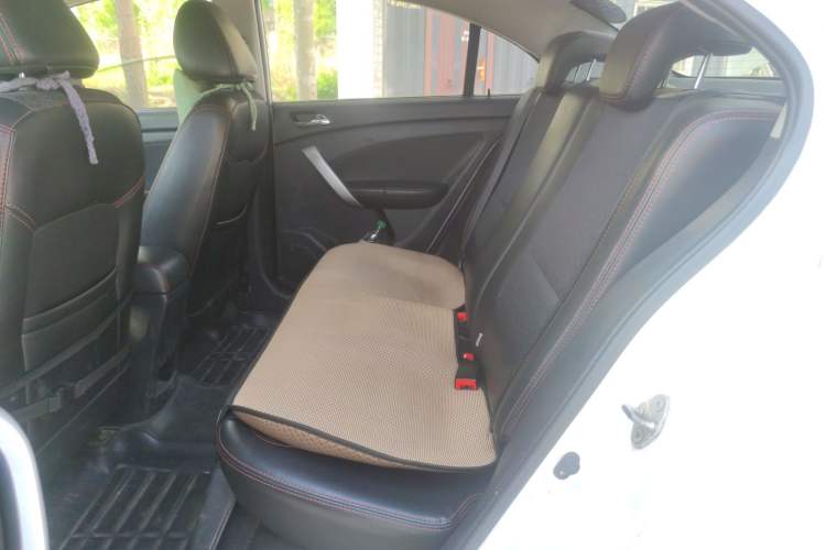 Used Cowin C3 2015 1.5L Manual Gold Diamond Edition Left Rear Seat