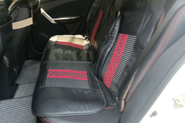 Used Cowin C3 2015 1.5L AMT Gold Diamond Edition Left Rear Seat