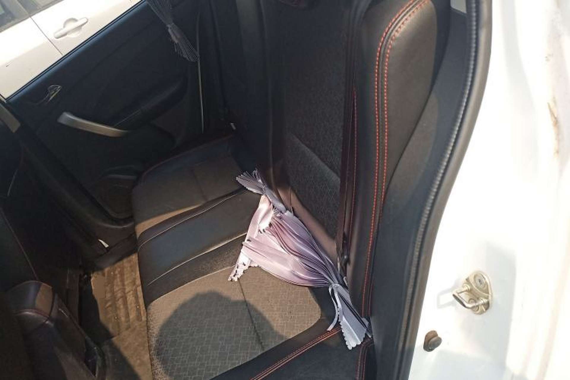 Used Cowin C3 2015 1.5L AMT Gold Diamond Edition Left Rear Seat