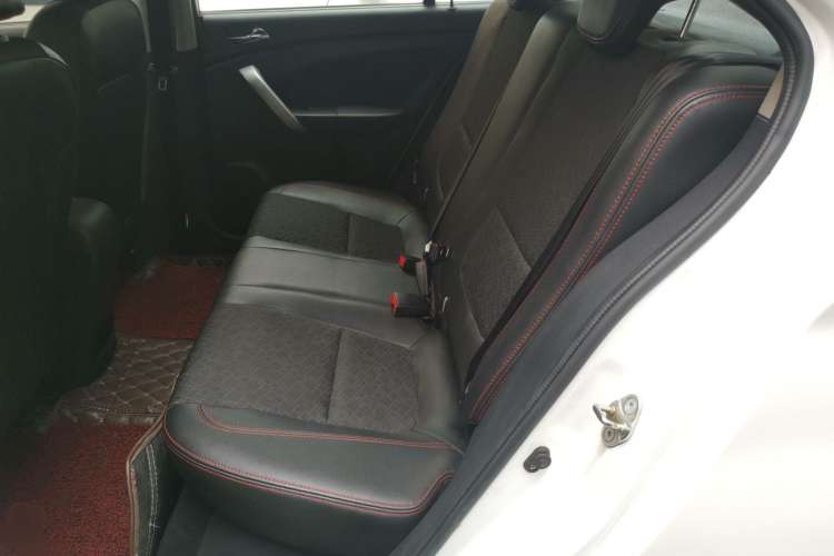 Used Cowin C3 2015 1.5L AMT Gold Diamond Edition Left Rear Seat