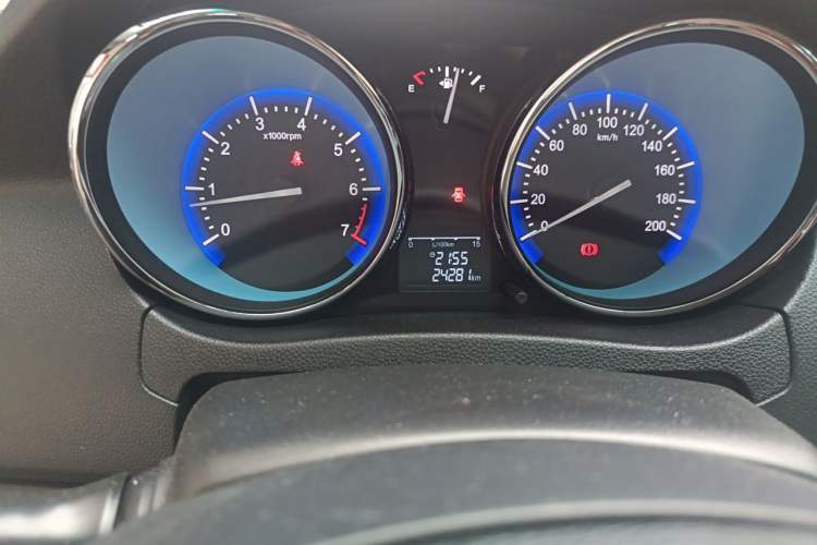 Used Cowin C3 2015 1.5L Manual Gold Diamond Edition Odometer Close Up