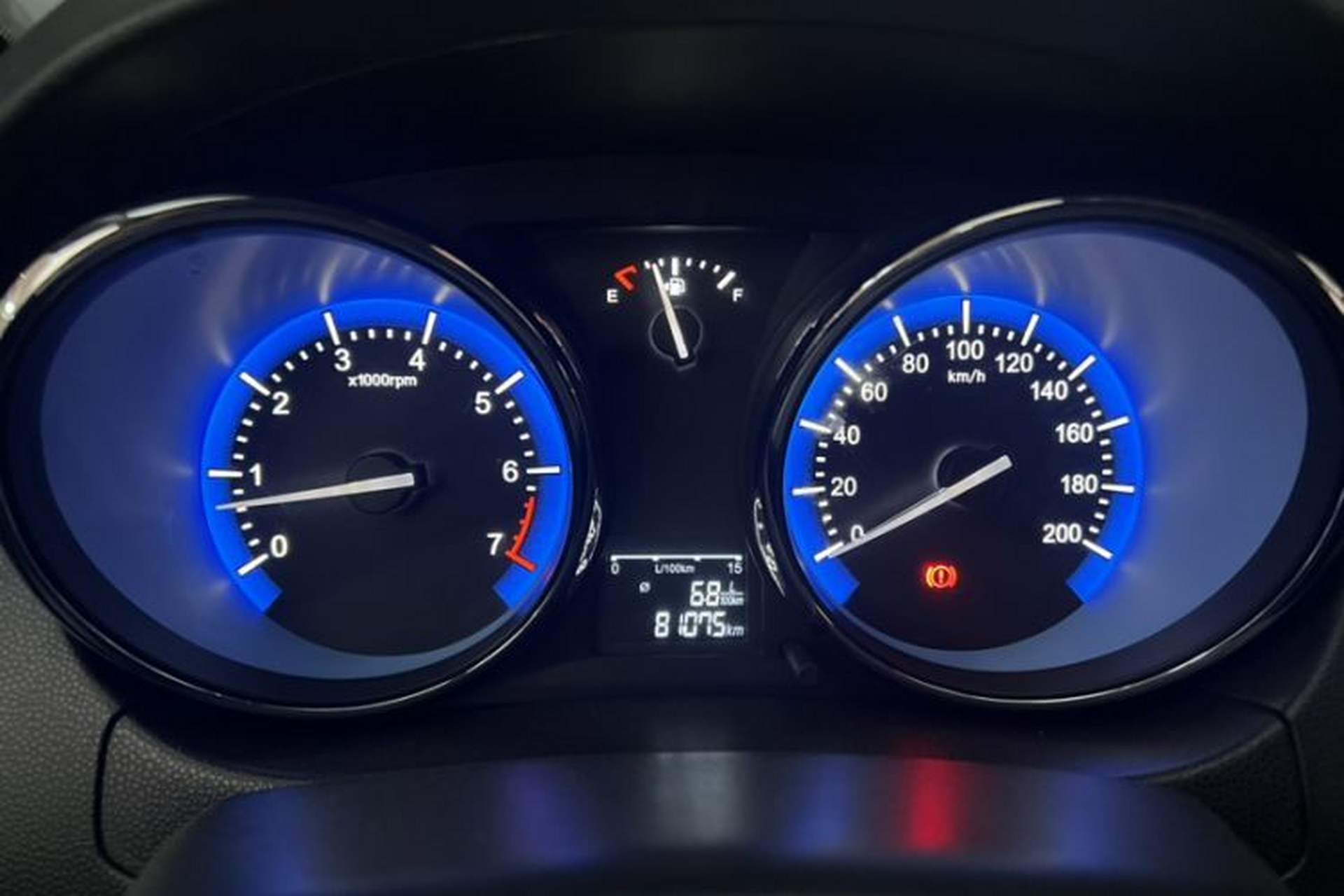 Used Cowin C3 2015 1.5L Manual Gold Diamond Edition Odometer Close Up