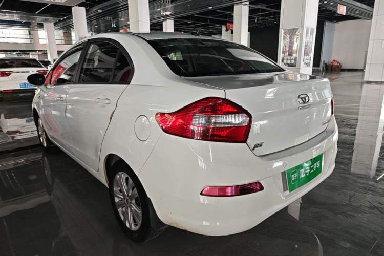 Used Cowin C3 2015 1.5L AMT Gold Diamond Edition Rear Left 45 Deg