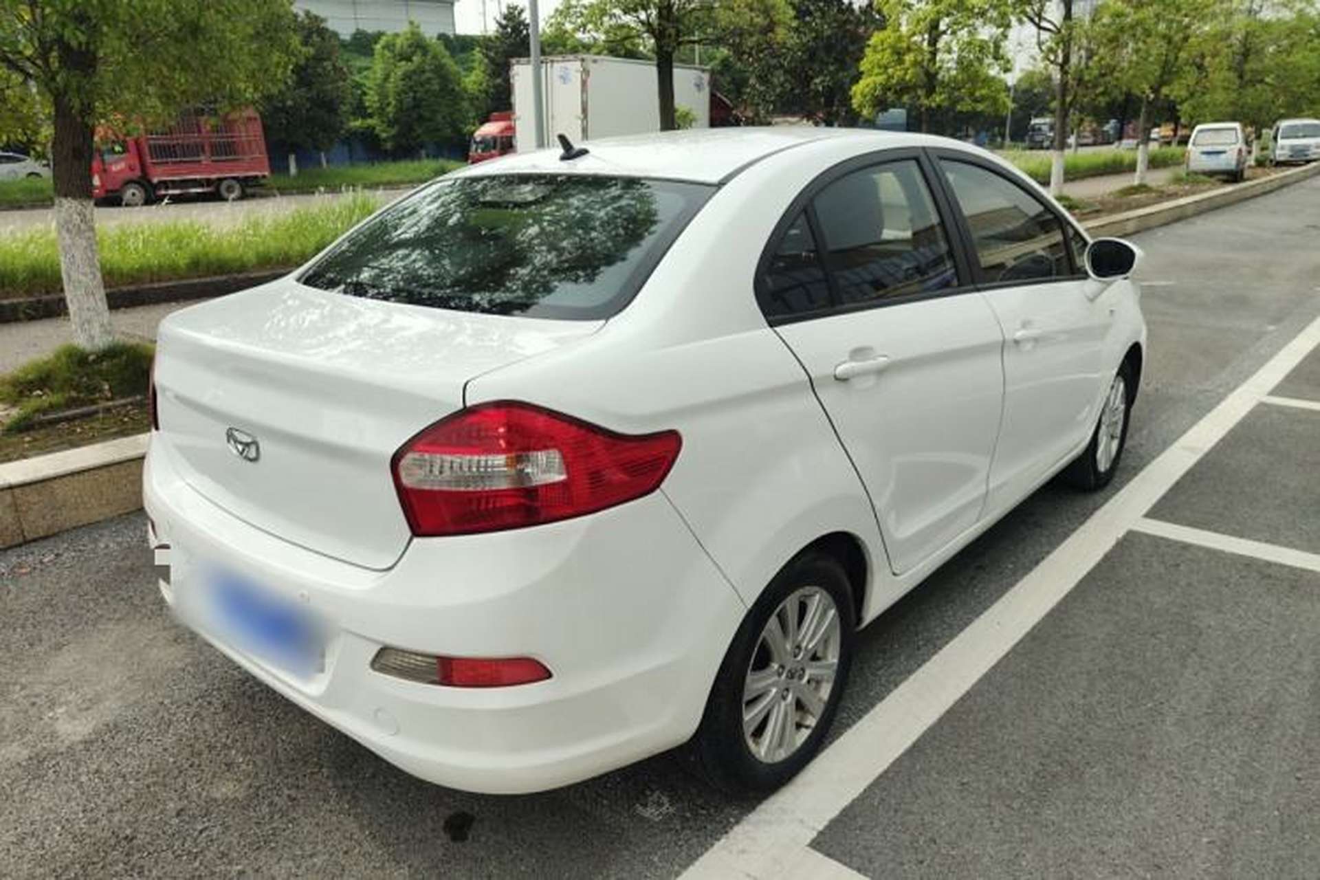 Used Cowin C3 2015 1.5L Manual Gold Diamond Edition Rear Right 45 Deg