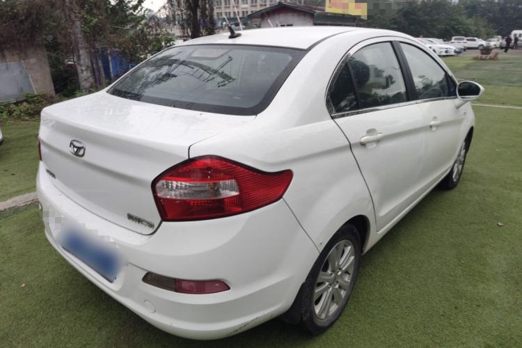 Used Cowin C3 2015 1.5L AMT Gold Diamond Edition Rear Right 45 Deg