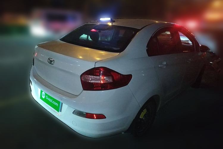 Used Cowin C3 2015 1.5L AMT Gold Diamond Edition Rear Right 45 Deg