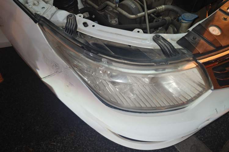 Used Cowin C3 2015 1.5L Manual Gold Diamond Edition Right Front Headlight