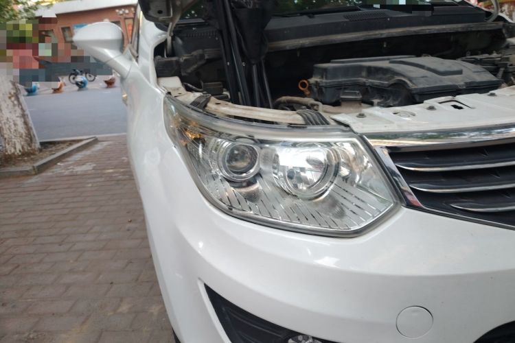 Used Cowin C3 2015 1.5L Manual Gold Diamond Edition Right Front Headlight