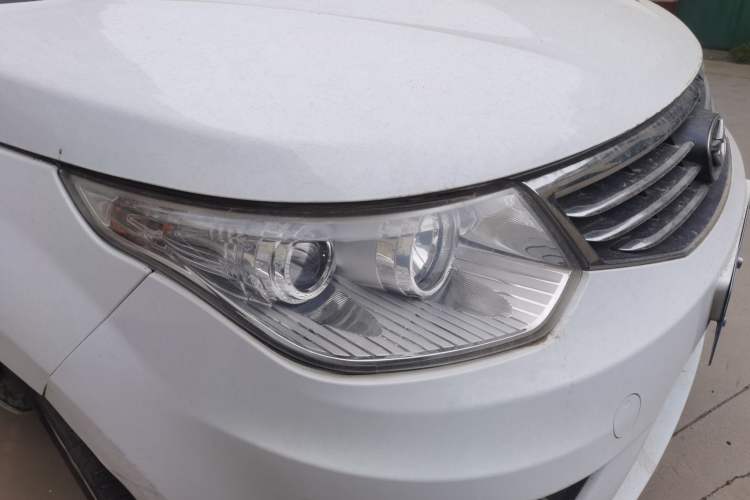 Used Cowin C3 2015 1.5L Manual Yellow Diamond Edition Right Front Headlight