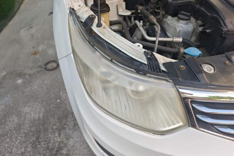 Used Cowin C3 2015 1.5L Manual Gold Diamond Edition Right Front Headlight