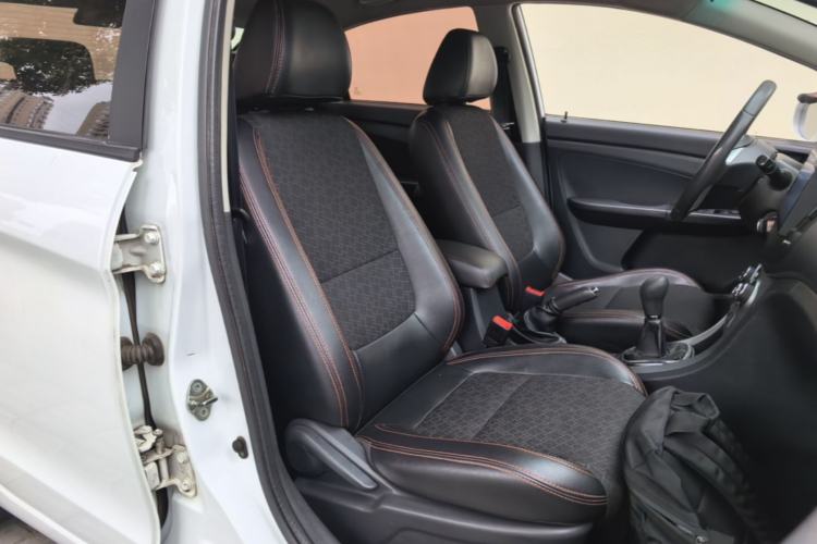 Used Cowin C3 2015 1.5L Manual Gold Diamond Edition Right Front Seat