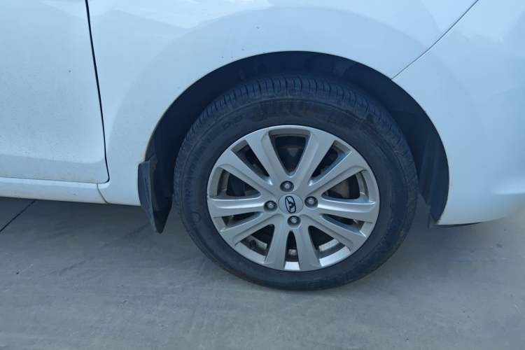 Used Cowin C3 2015 1.5L Manual Blue Diamond Model Right Front Wheel Hub