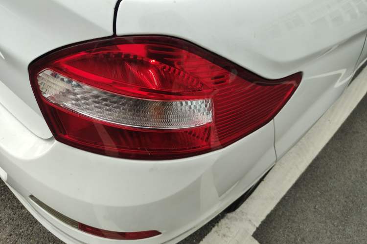 Used Cowin C3 2015 1.5L Manual Gold Diamond Edition Right Rear Taillight