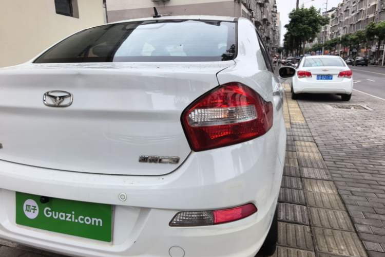 Used Cowin C3 2015 1.5L Manual Gold Diamond Edition Right Rear Taillight
