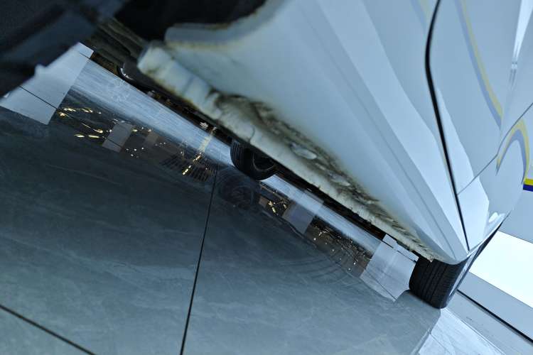 Used Cowin C3 2015 1.5L AMT Gold Diamond Edition Right Side Sill