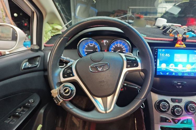 Used Cowin C3 2015 1.5L AMT Gold Diamond Edition Steering Wheel
