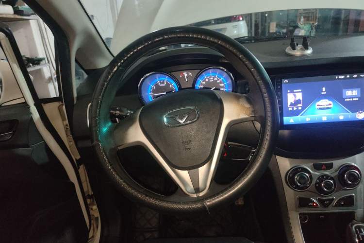 Used Cowin C3 2015 1.5L Manual Yellow Diamond Edition Steering Wheel